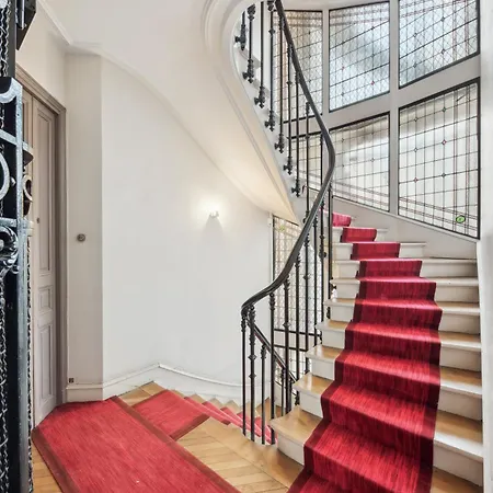 Charming And Cosy In Center * Paris